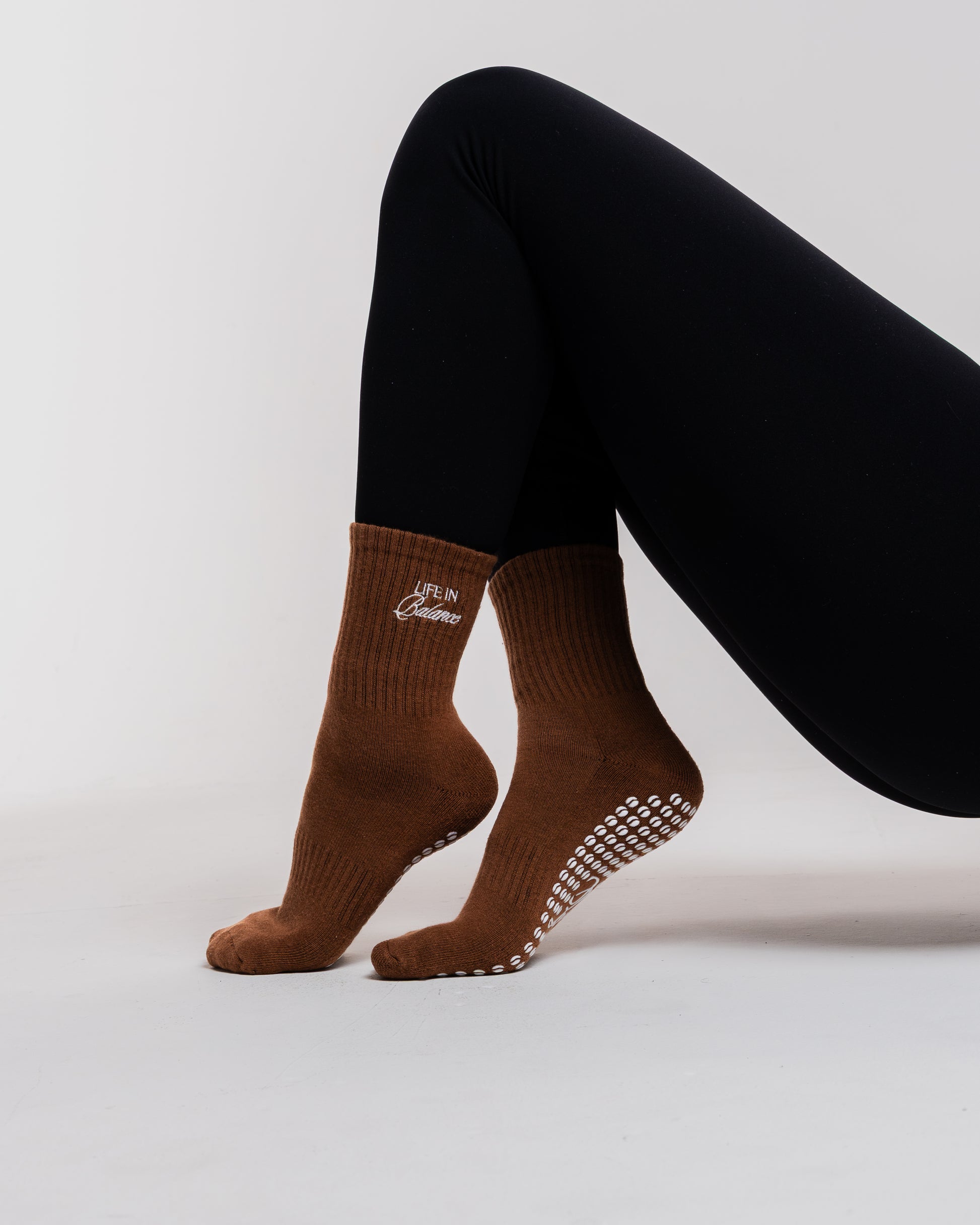 Grip Socks - Mocha Bean